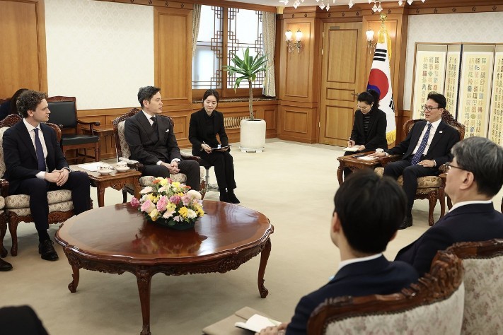 신세계 AI 승부수에 '탱크데이' 역풍…정용진표 데이터센터 제동 걸리나(5부)